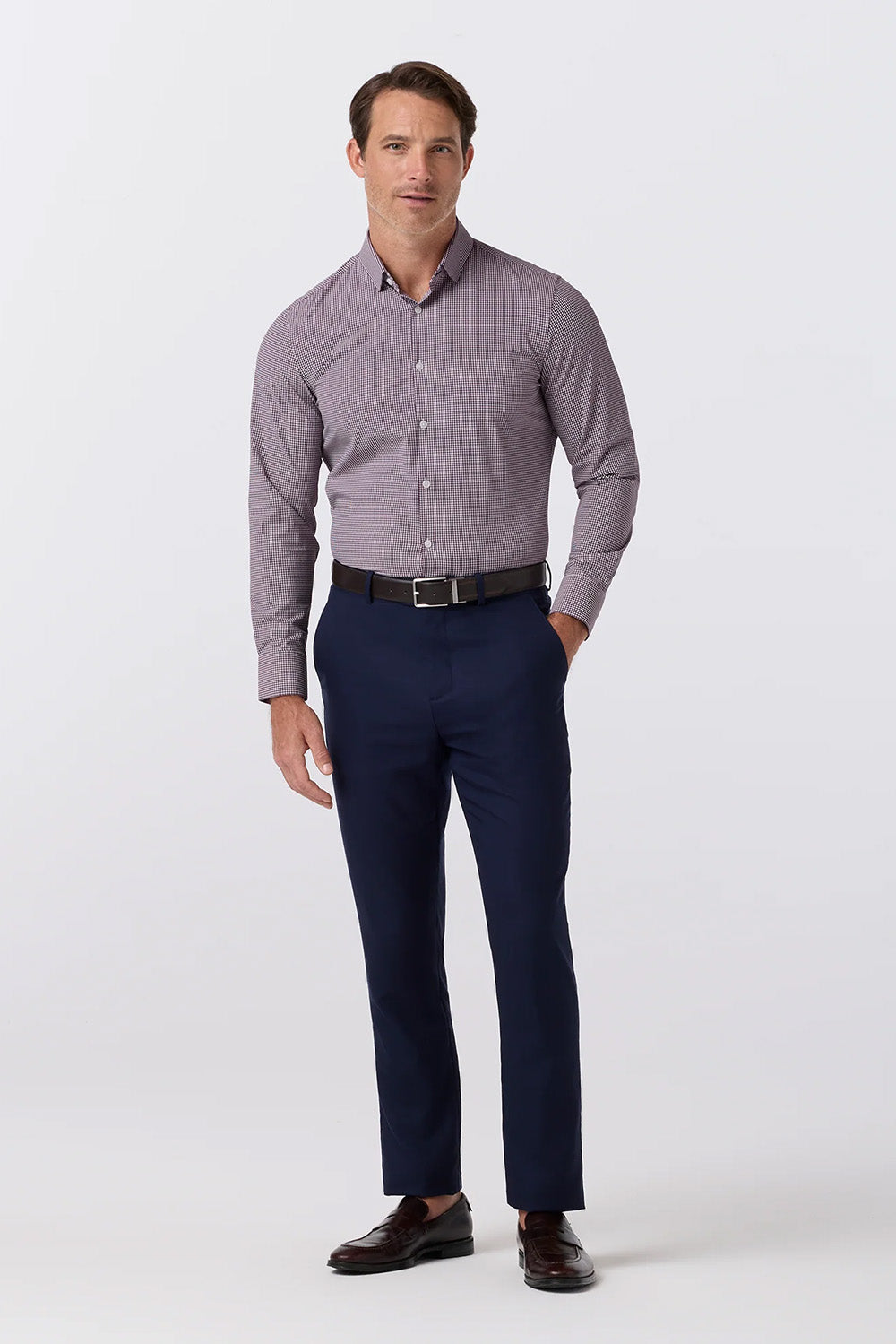 Mizzen+Main Leeward Dress Shirt in Merlot Peter Gingham — Lifestyle view