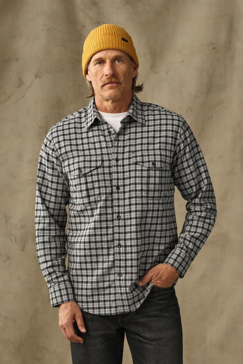 Filson - Lightweight Alaskan Guide Shirt - Light Charcoal Plaid - Model Front