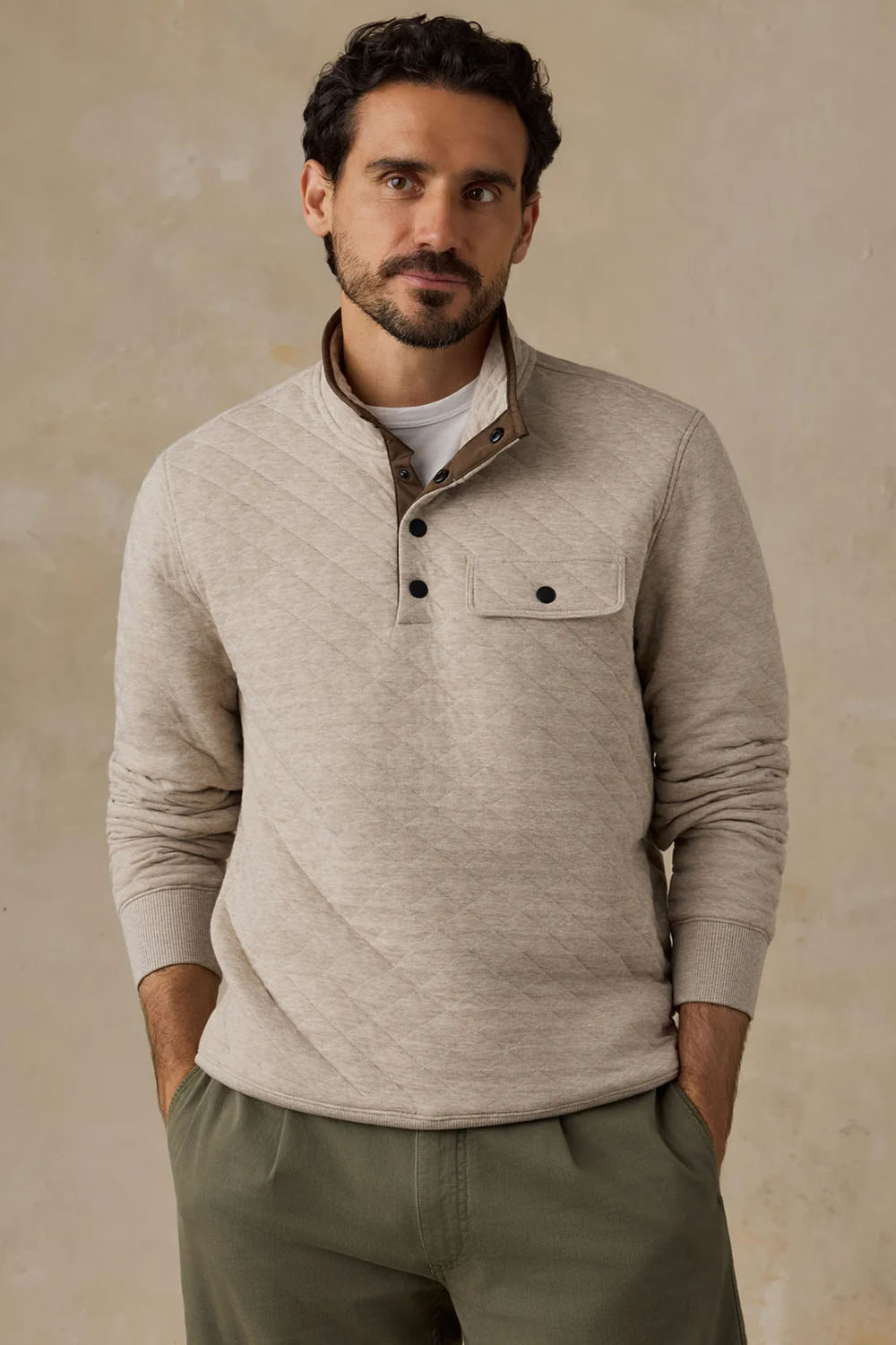 Faherty Epic Quilted Fleece Pullover in Oatmeal Melange — Front view