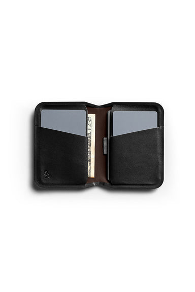 bellroy-apex-slim-sleeve-raven-inside