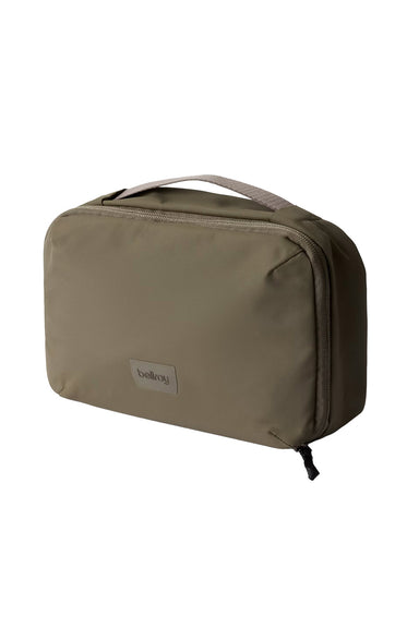 bellroy-hanging-toiletry-kit-sea-kelp