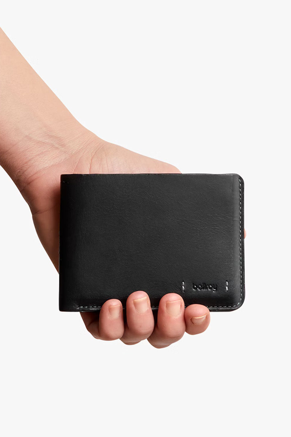 bellroy-hide-and-seek-lo-premium-black-model