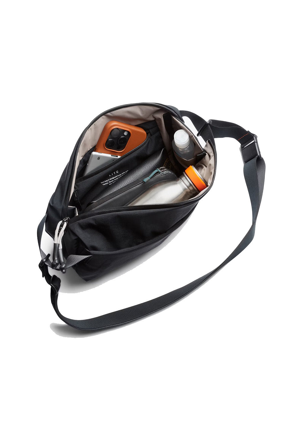 bellroy-lite-sling-black-inside