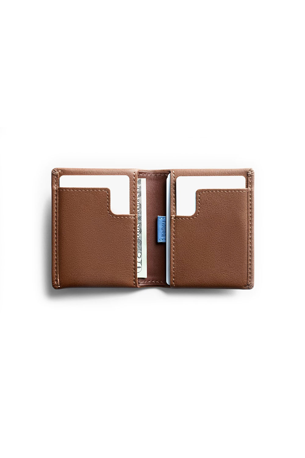 bellroy-slim-sleeve-hazelnut-inside