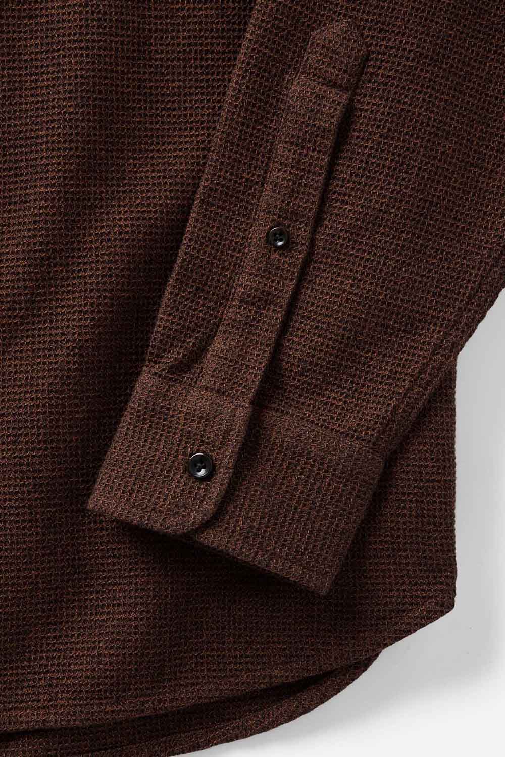 Taylor Stitch The Jack in Timber Twist Waffle — Detail cuff view