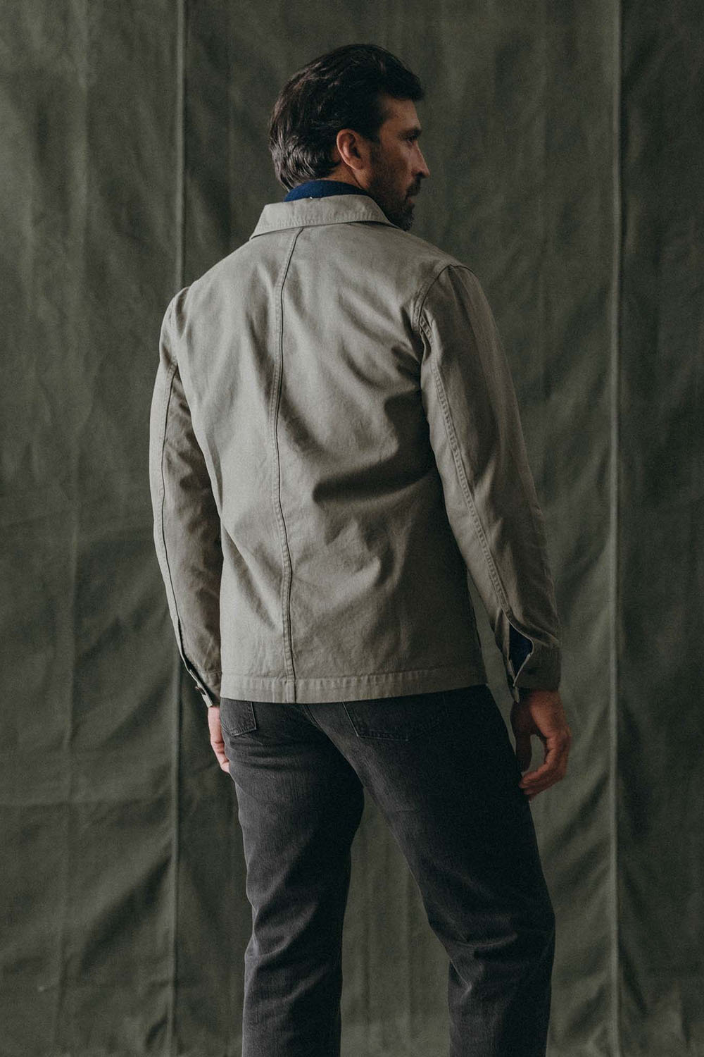 Taylor Stitch Ojai Jacket in Organic Smoked Olive — Back view
