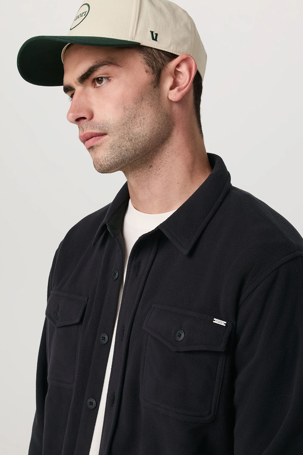 Vuori - Aspen Shirt Jacket - Black - Detail