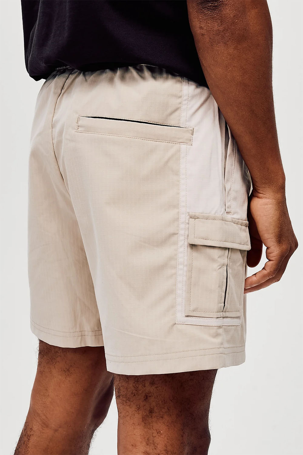devereux golf cargo short beige back