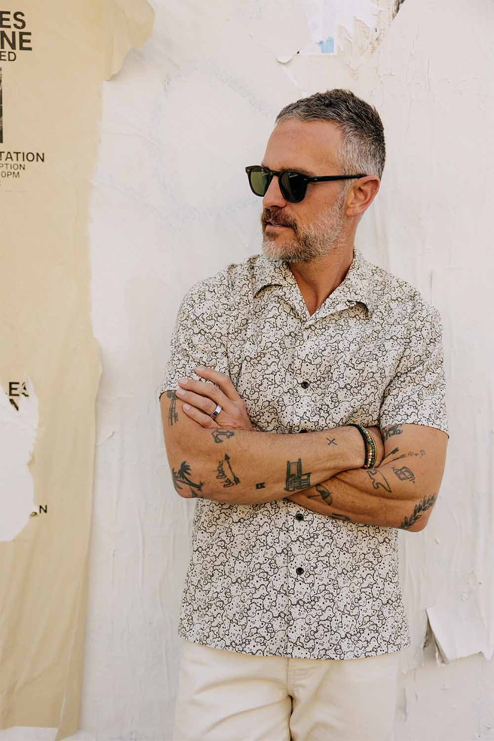 Taylor Stitch - Hawthorne SS Shirt - Tide Pool - Model