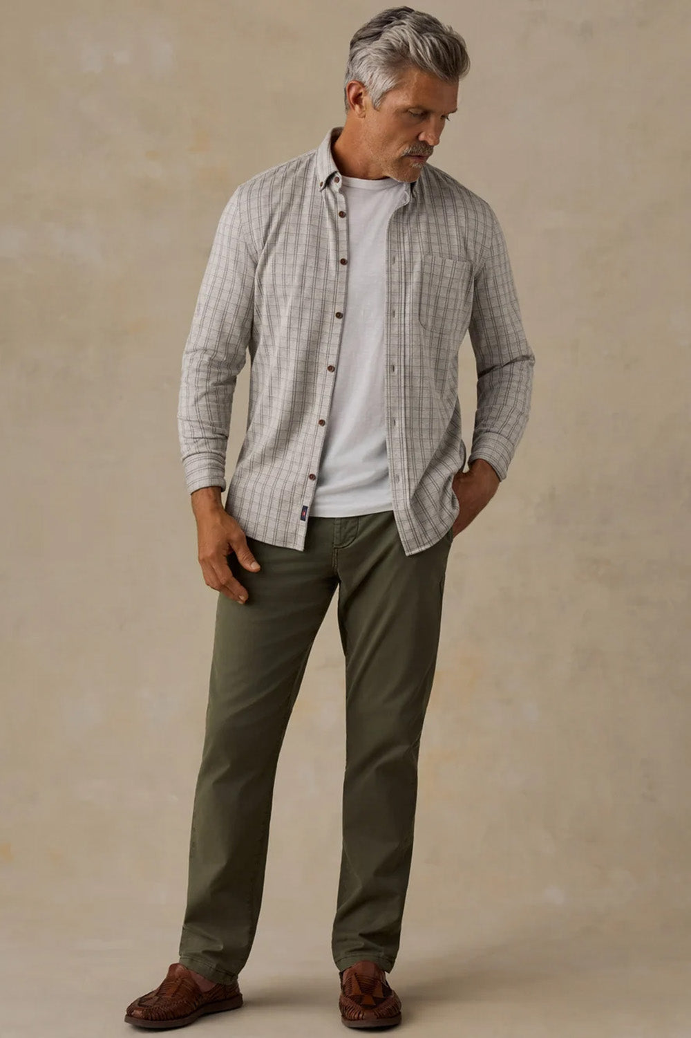 faherty-coastline-chino-elm-olive