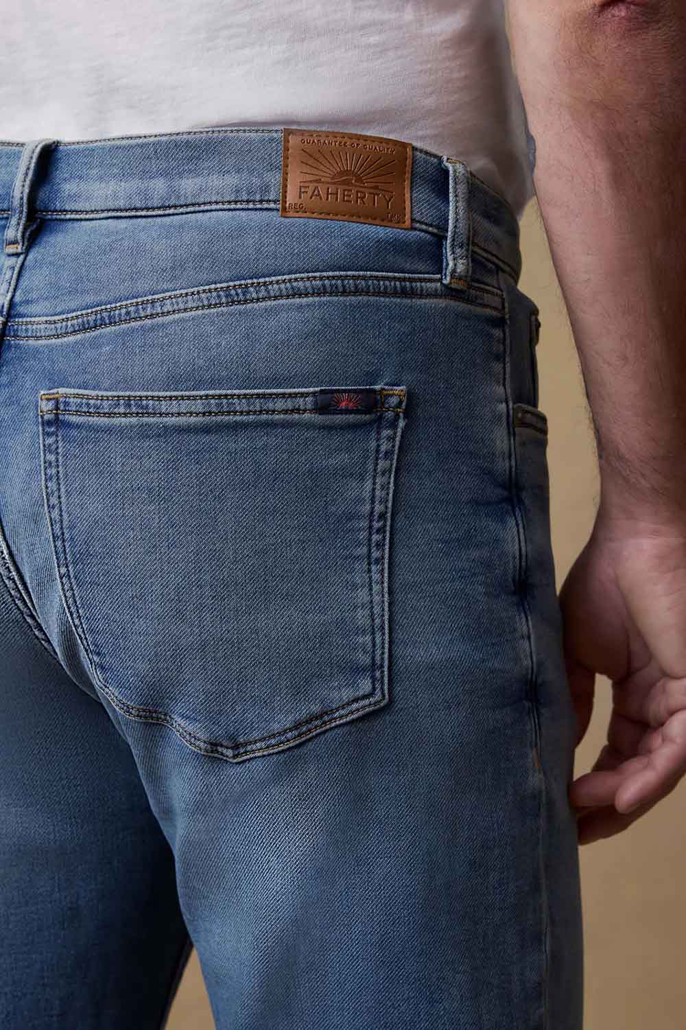 faherty-stretch-terry-5pkt-indigo-ocean-wash-back-detail