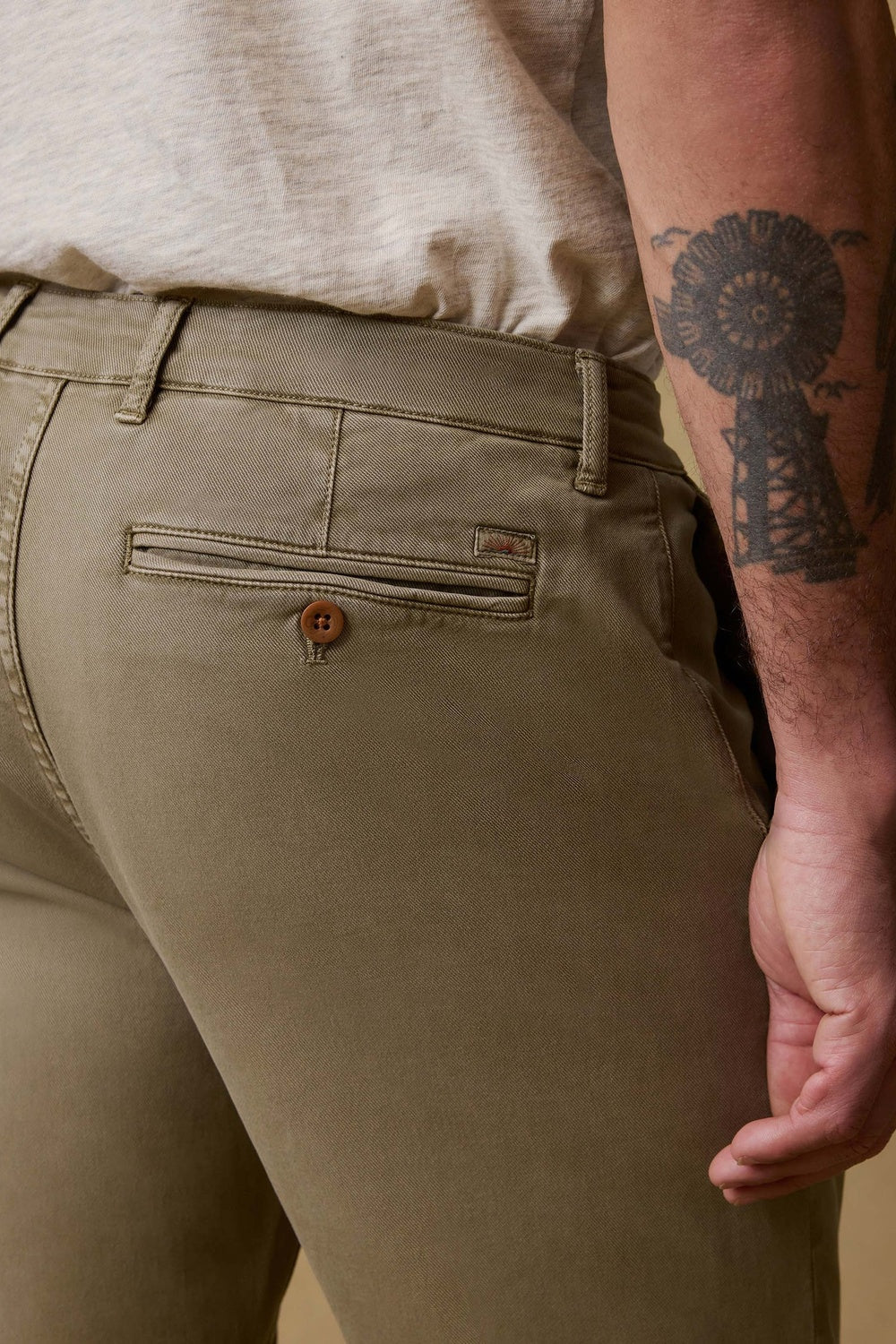 faherty coastline chino olive valley back detail
