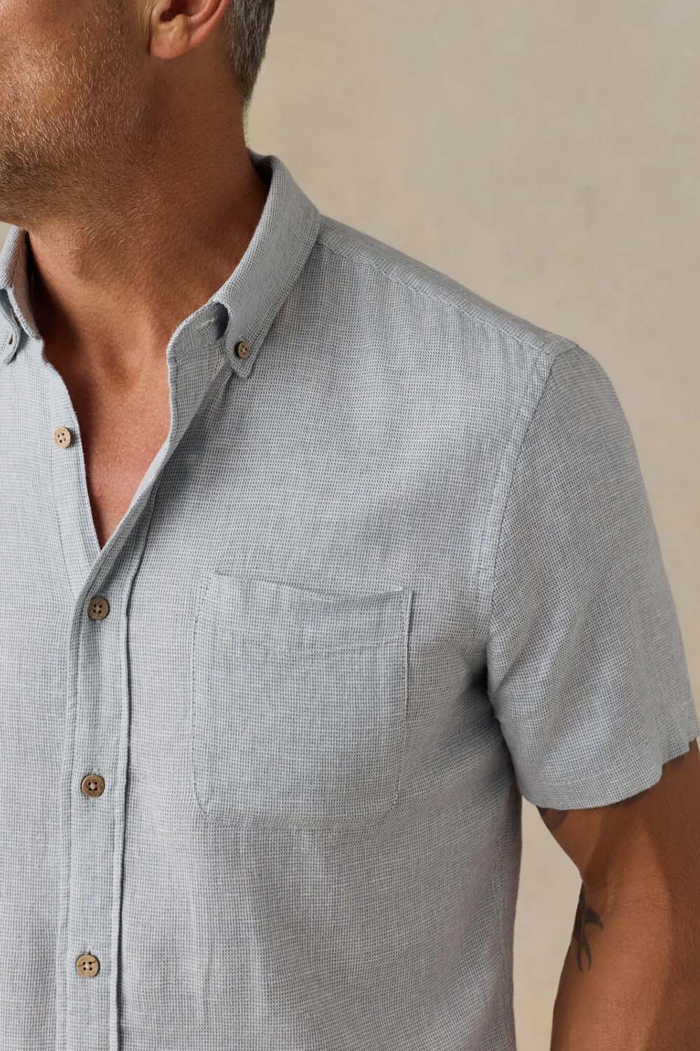 faherty ss breeze shirt blue streams detail
