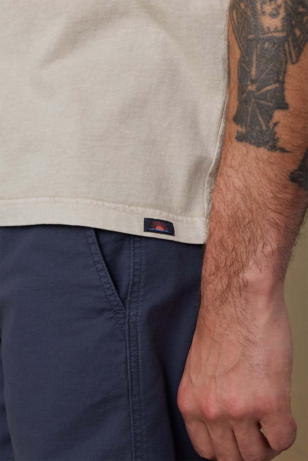 faherty ss recycled cotton tee sand point  hem