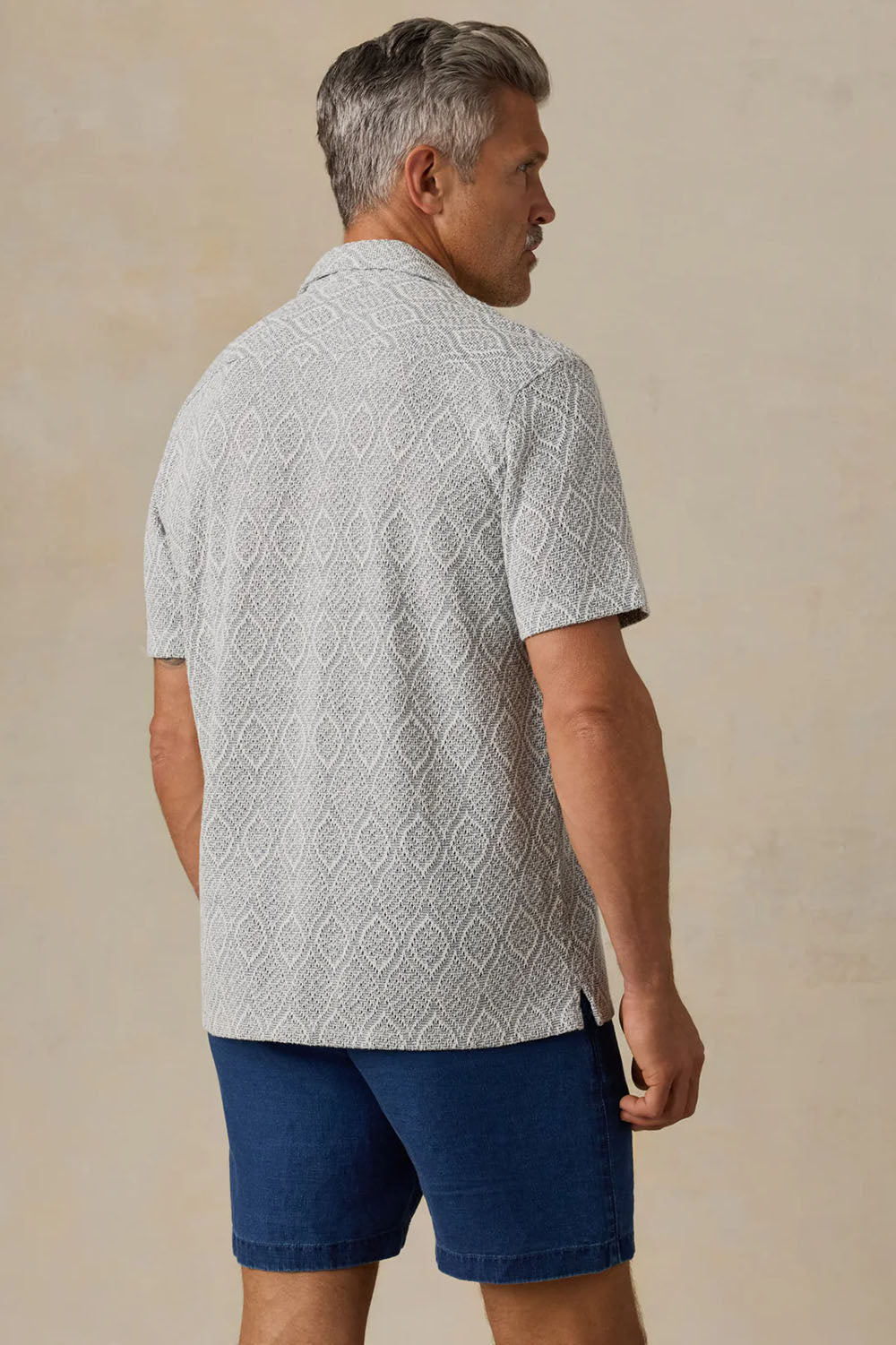 fahety-oasis-camp-shirt-blue-island-medallion-back