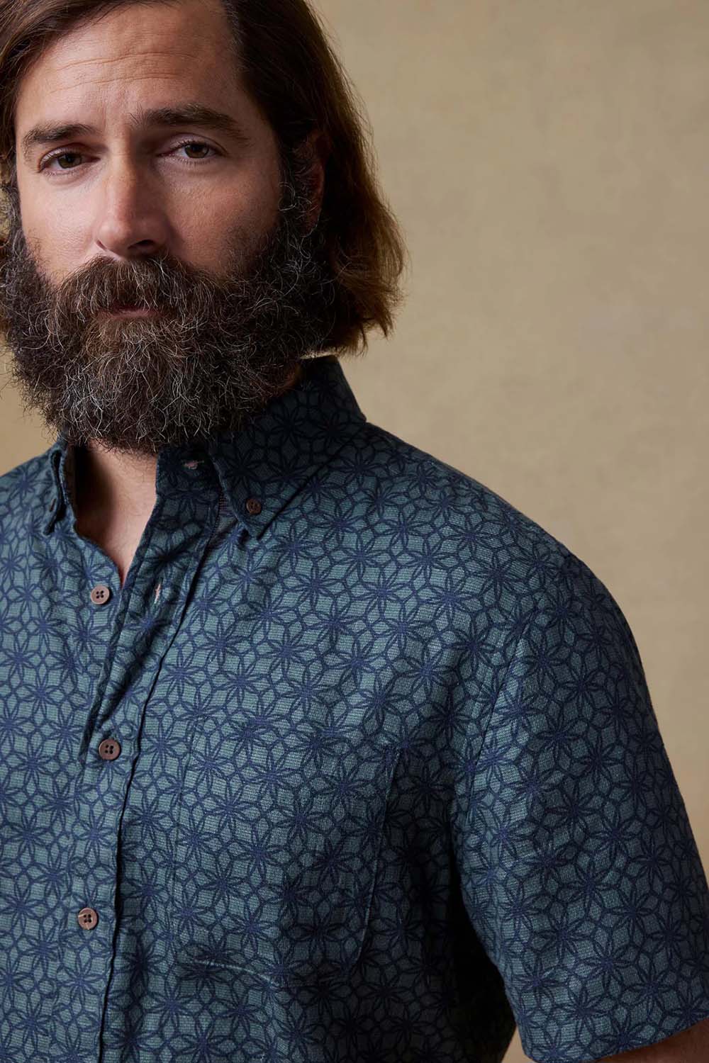 fahety ss breeze shirt spruce lotus tile detail