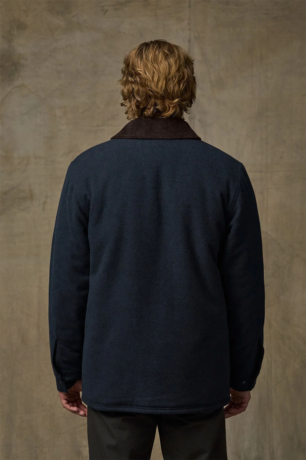 filson spokane insulated cruiser navy back