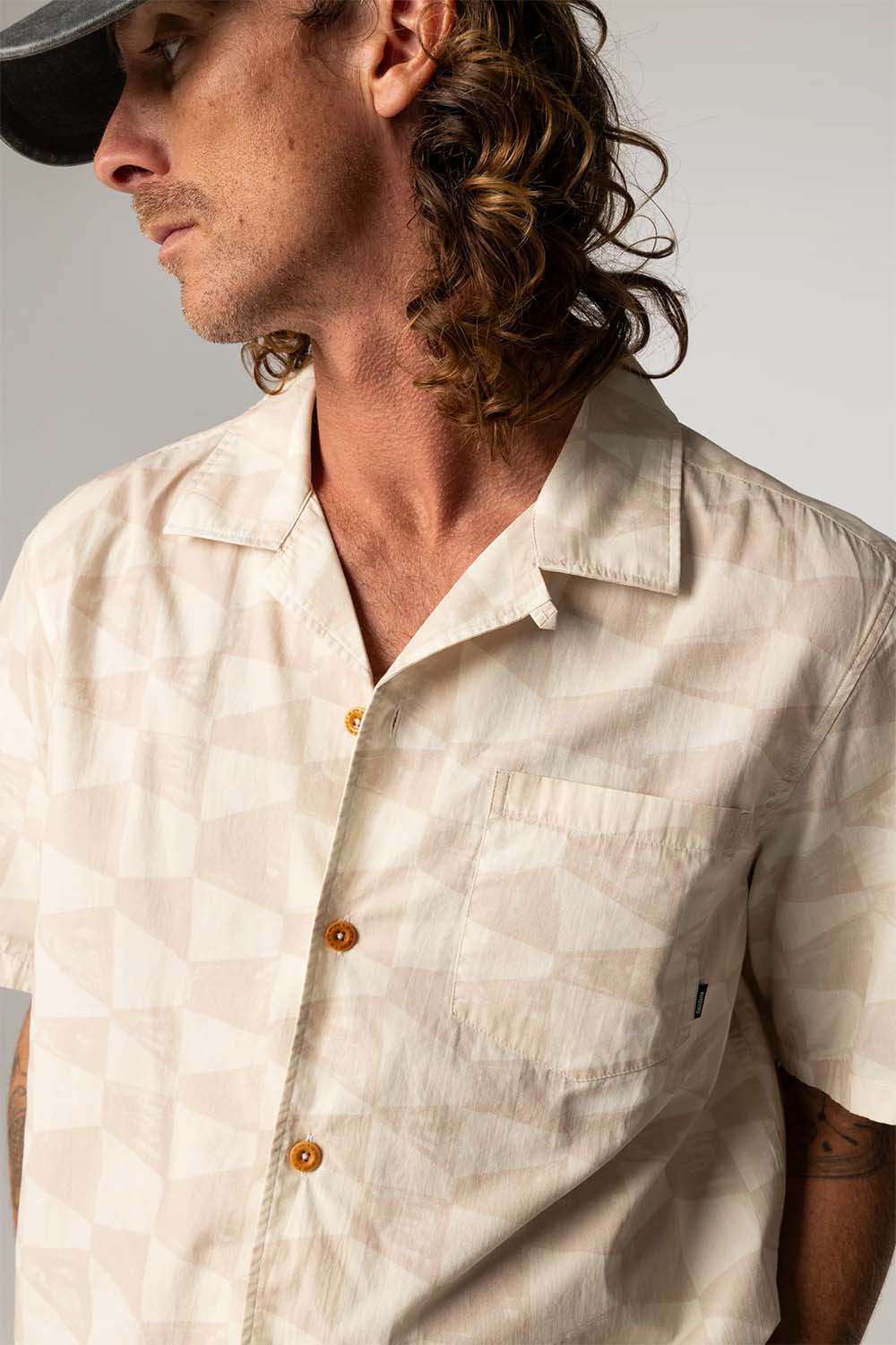 finisterre dylan printed ss painted check ecru detail