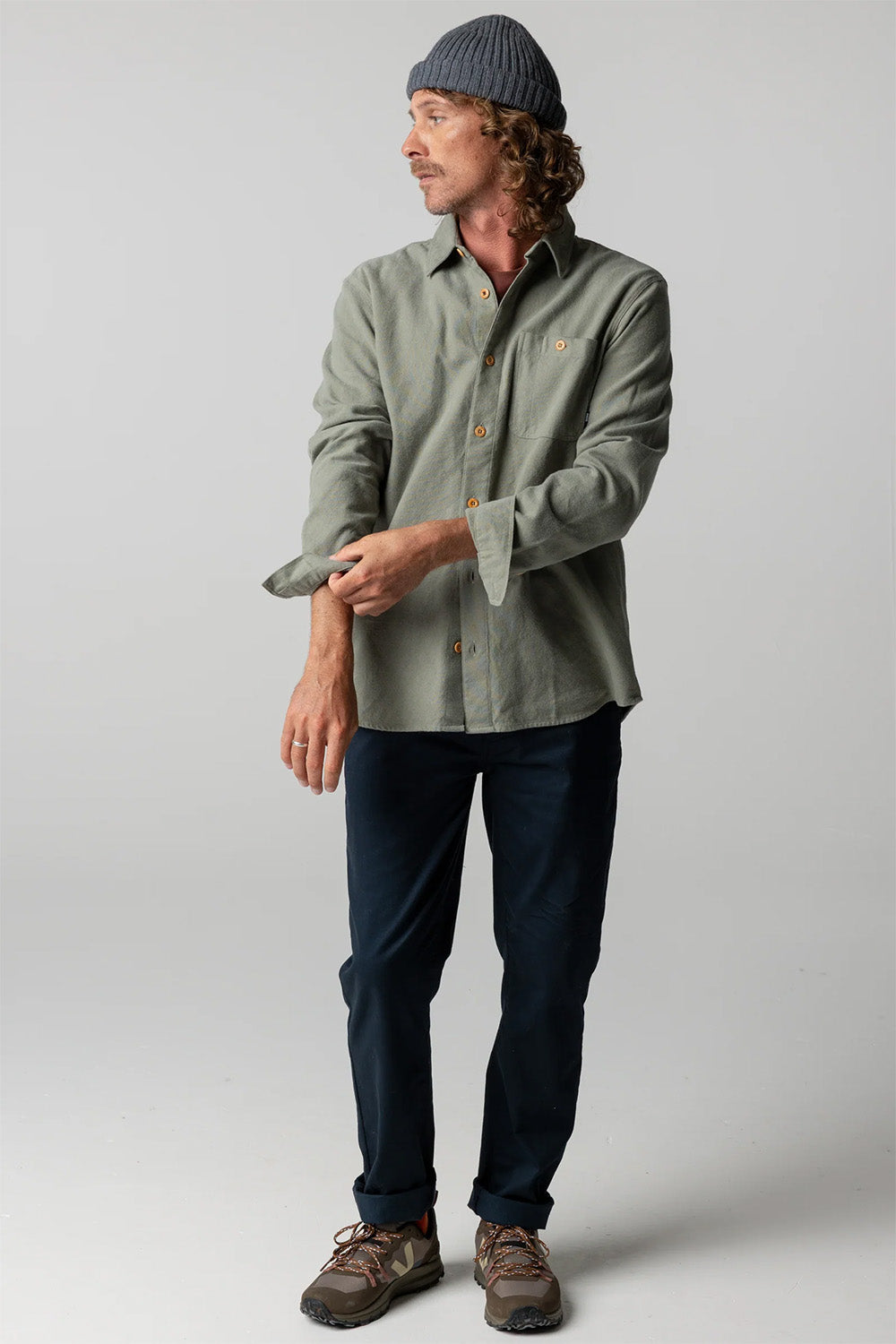 finisterre gylly shirt shadow green front