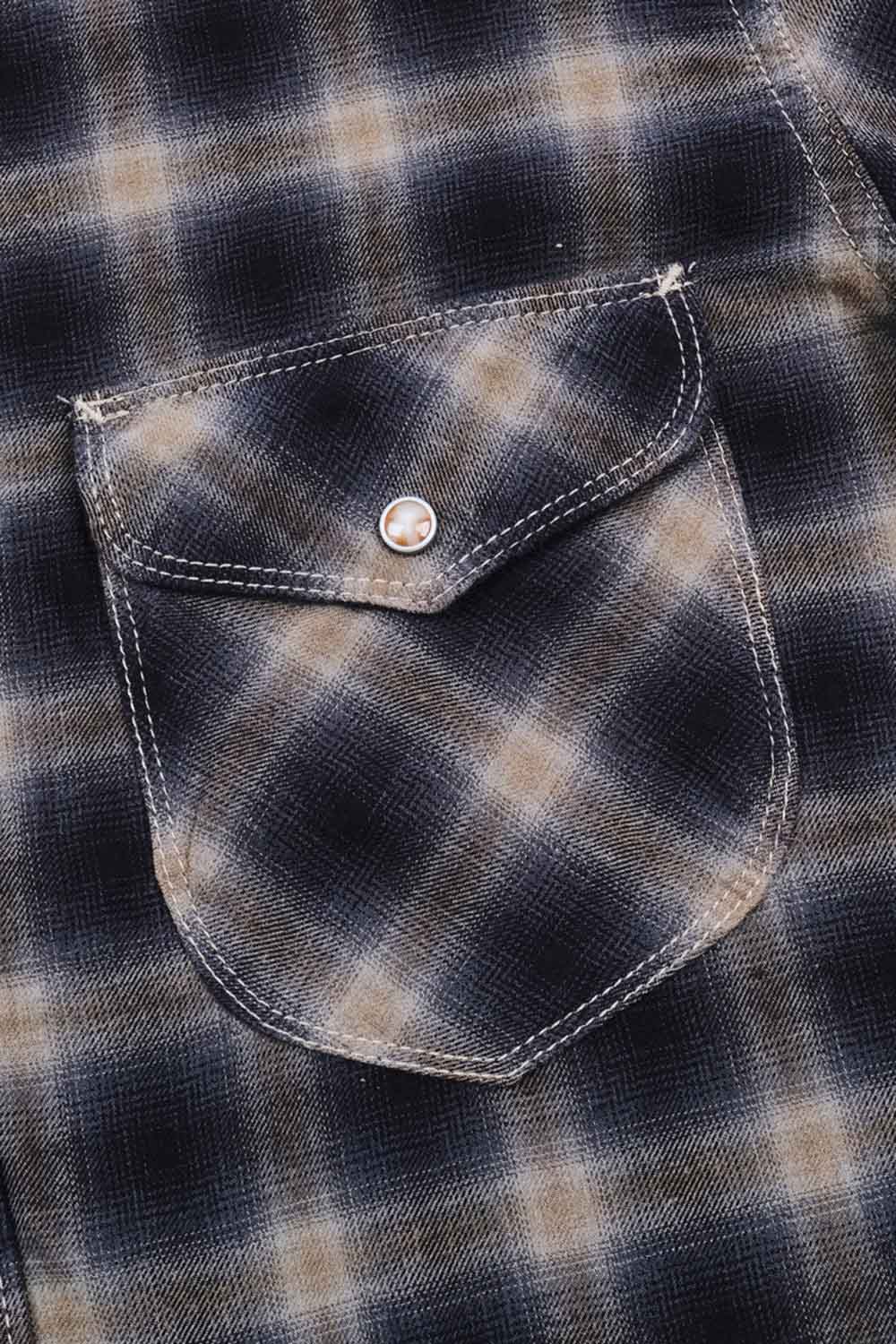 Freenote Cloth - Bodie - Navy Shadow Plaid - Detail Pocket
