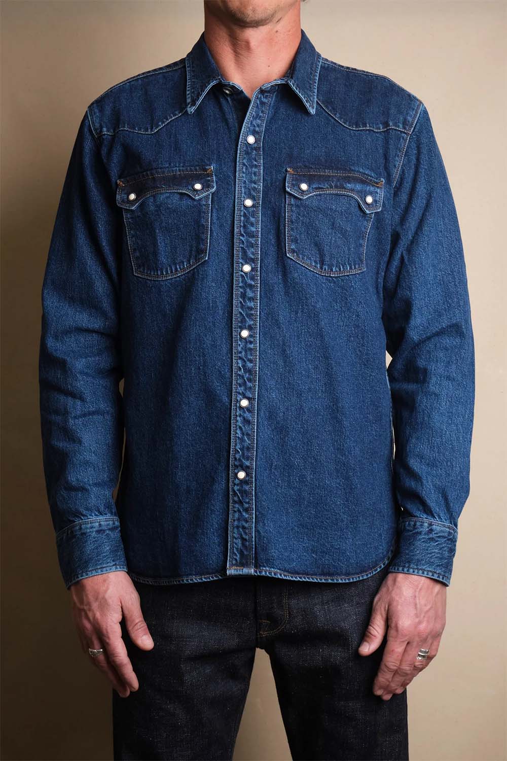 freenote modern western 11oz stonewash washed denim model
