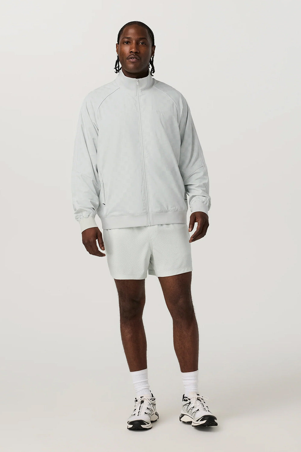 Vuori - Kore Fitness Jacket - Breeze Bondi - Model Front