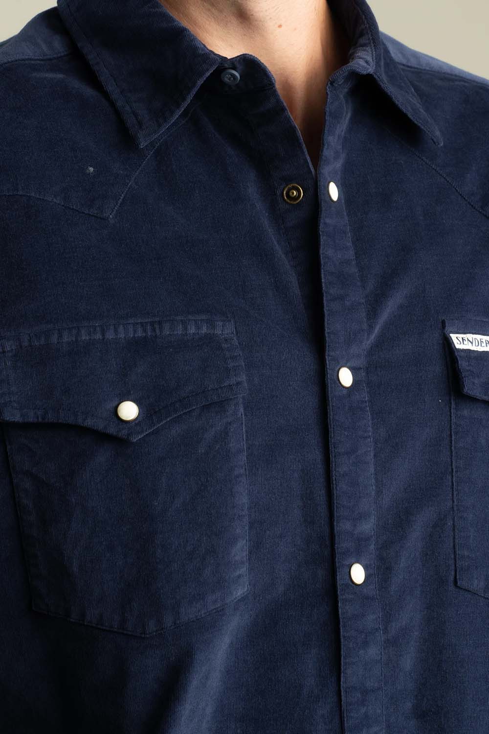 sendero wyatt pearl snap cord long sleeve navy detail