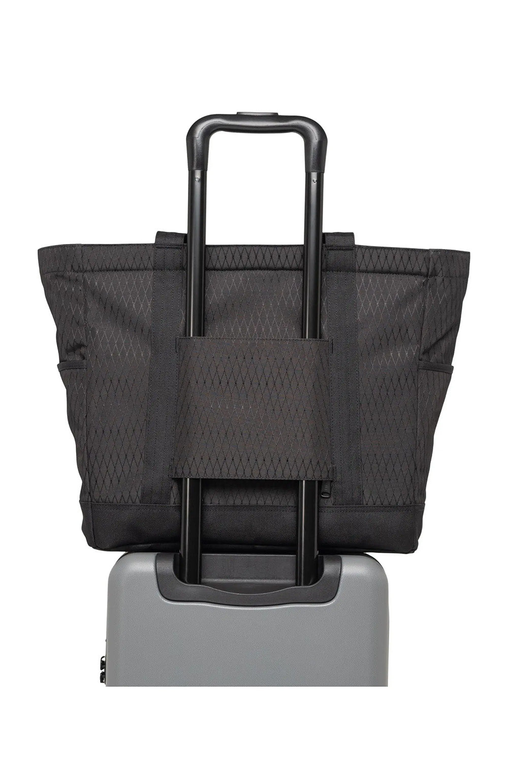 herschel heritage tote black diamond/black luggage strap