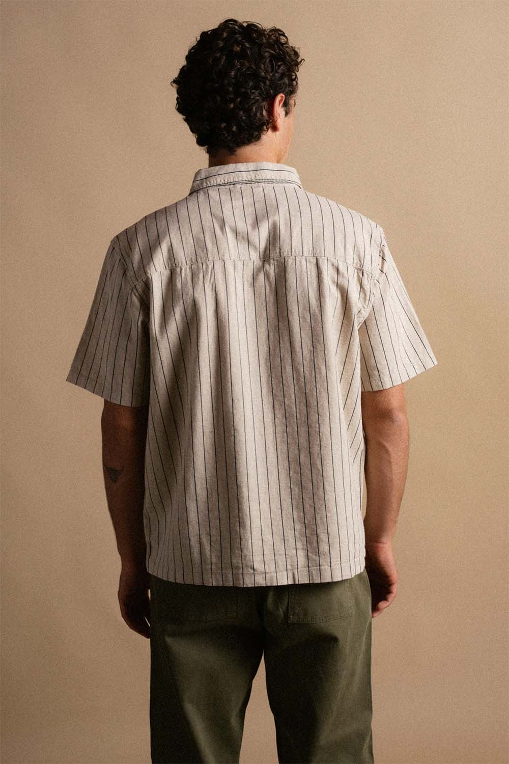 iron and resin gil shirt natural back