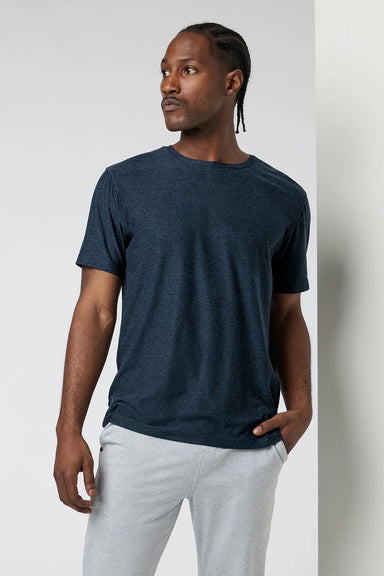 Vuori - Strato Tech Tee - Navy Heather - Model Front Detail