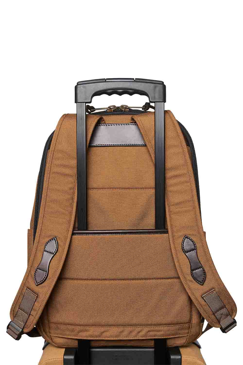 Filson - Dryden Backpack - Whiskey - Luggage Sleeve