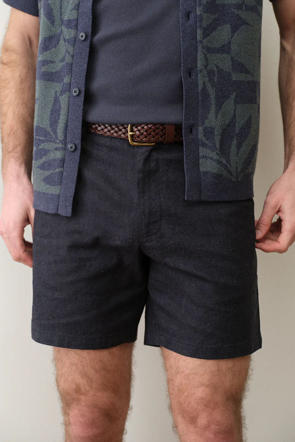 marine-layer-7in-saturday-hemp-chino-short-india-ink-front