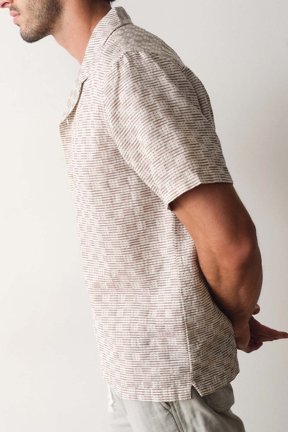 marine-layer-dobby-resort-shirt-natural-brown-check-side