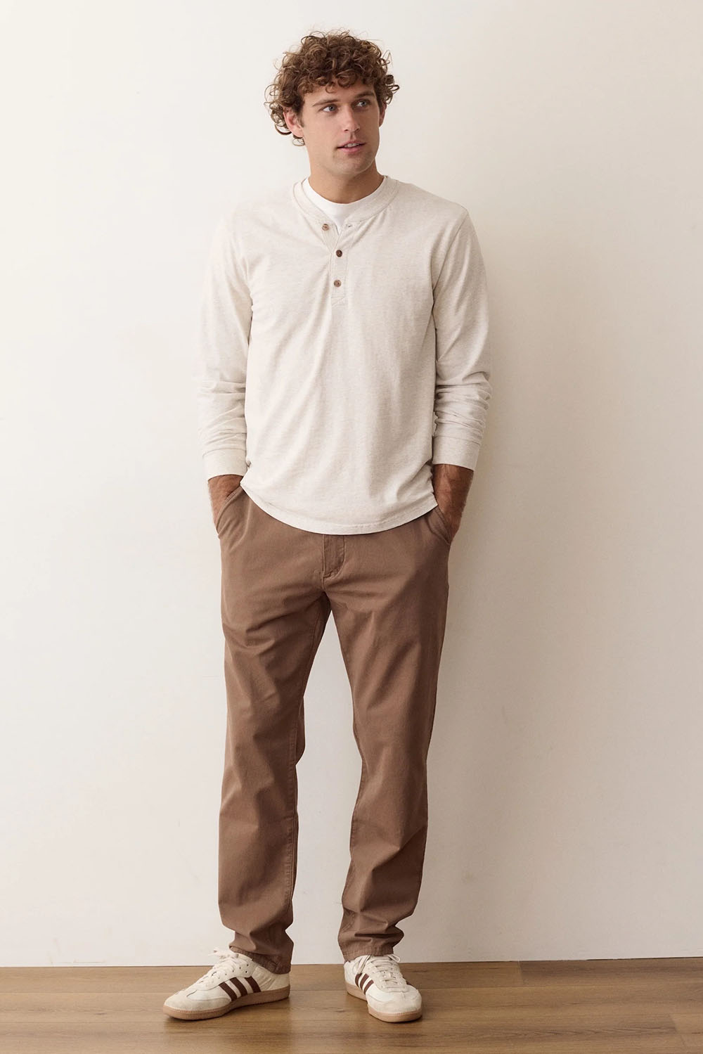 marine-layer-saturday-twill-chino-tobacco