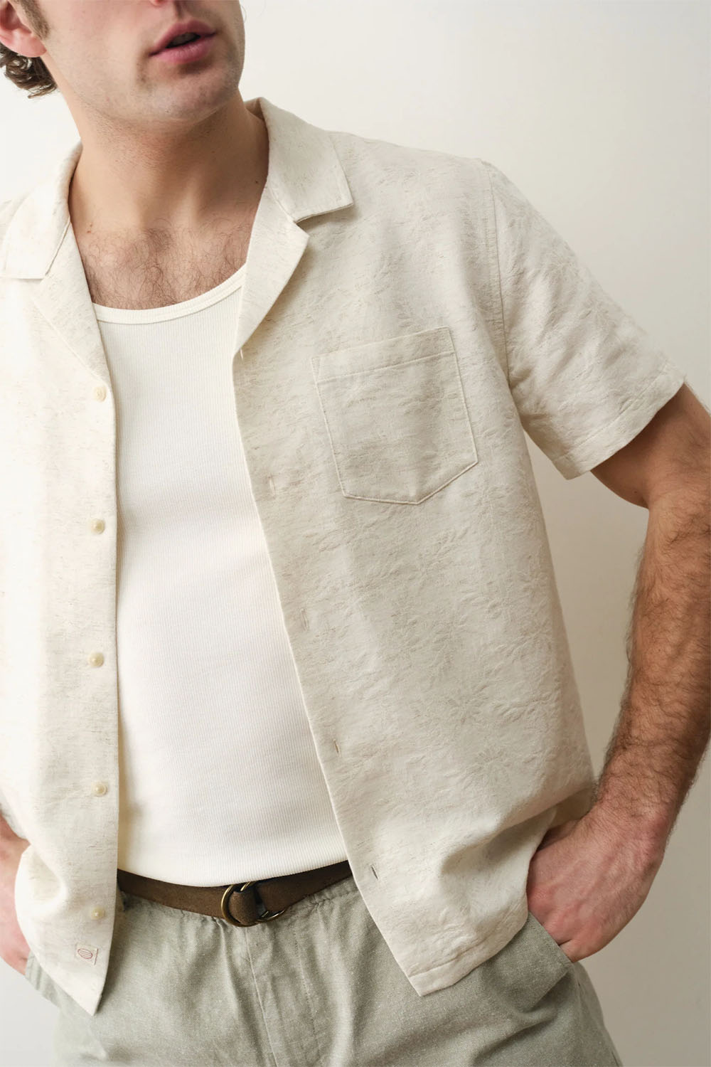 marine layer jacquard resort shirt natural tan detail