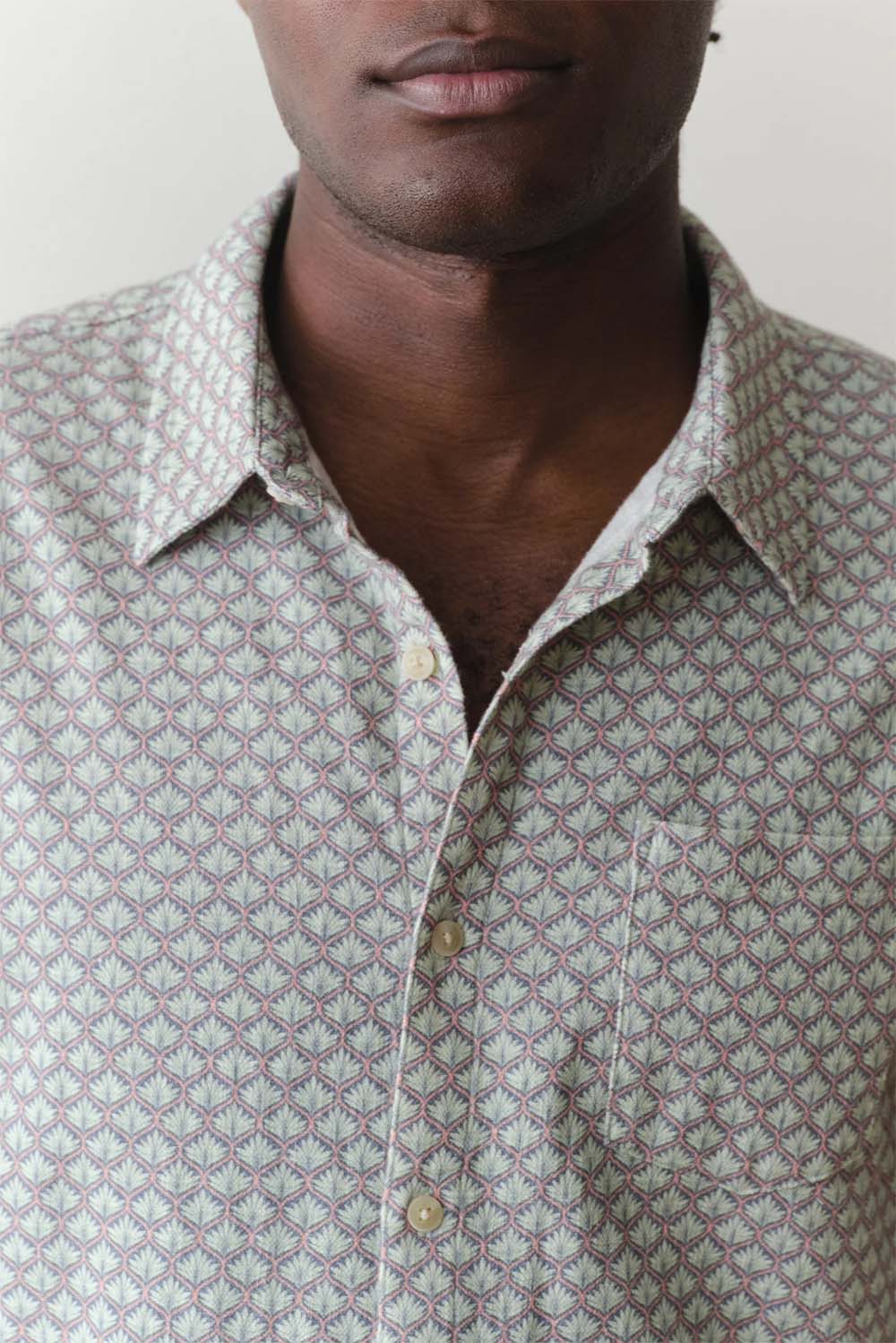 marine layer stretch selvage shirt lt blue agave print detail