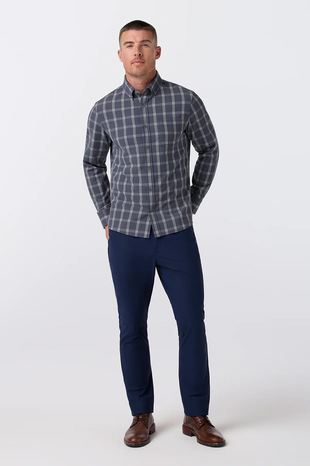 Mizzen + Main - City Flannel - Dark Slate Oliver Plaid - Model Full Body