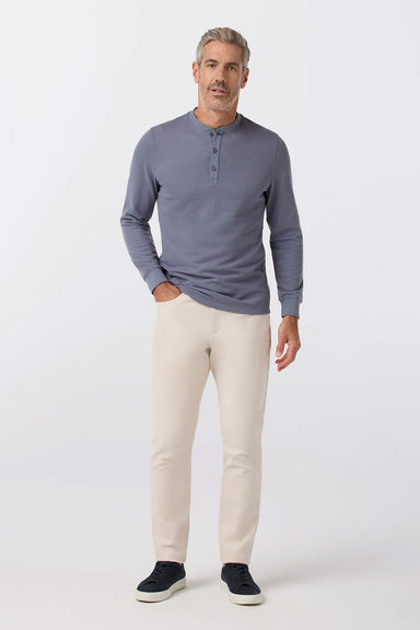 Mizzen + Main - Henderson Henley - Dark Slate - Model Full Body