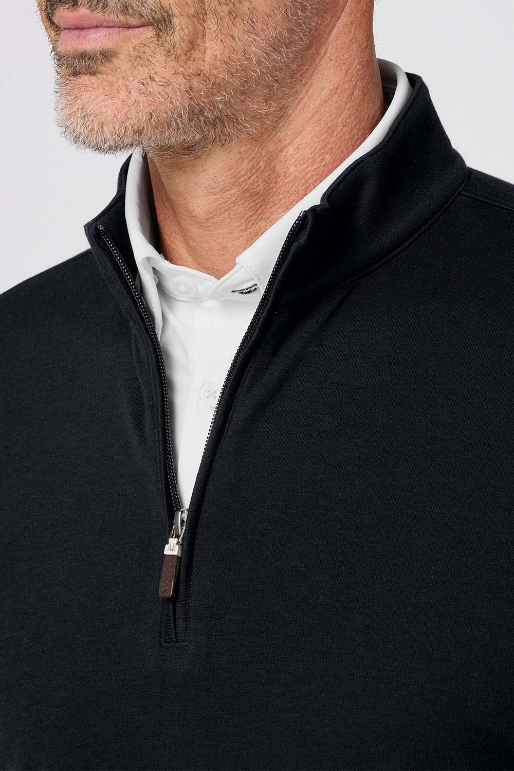 mizzen-and-main-kpi-quarter-zip-black-detail