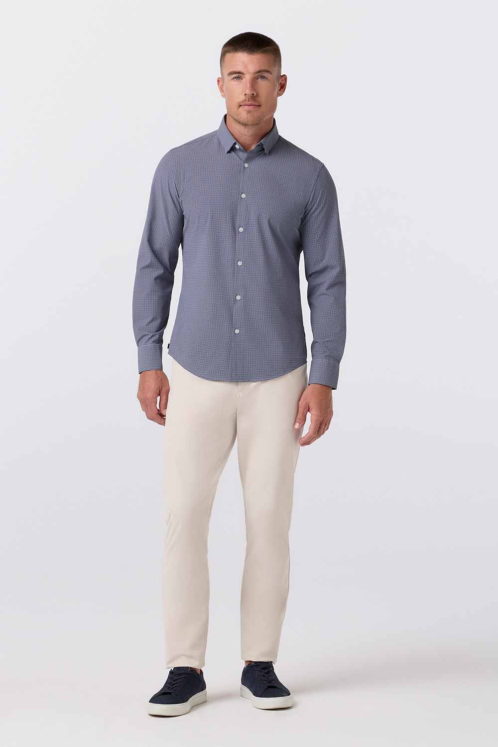 Mizzen + Main - Leeward Dress Shirt - Thistle Smith Plaid - Model Full Body