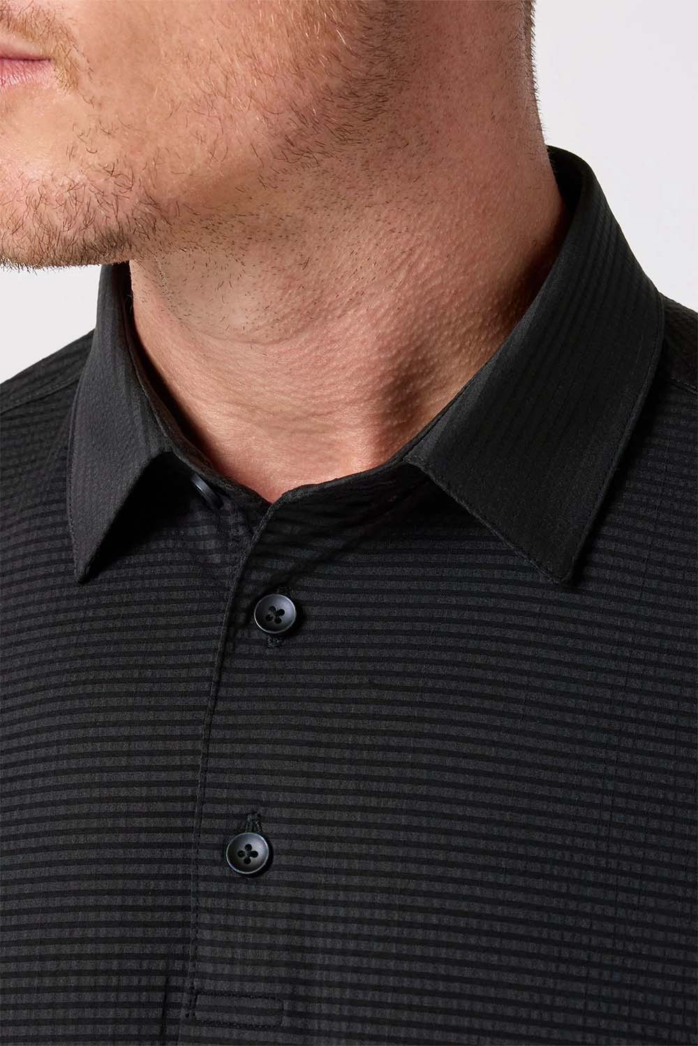 mizzen and main copa polo black detail