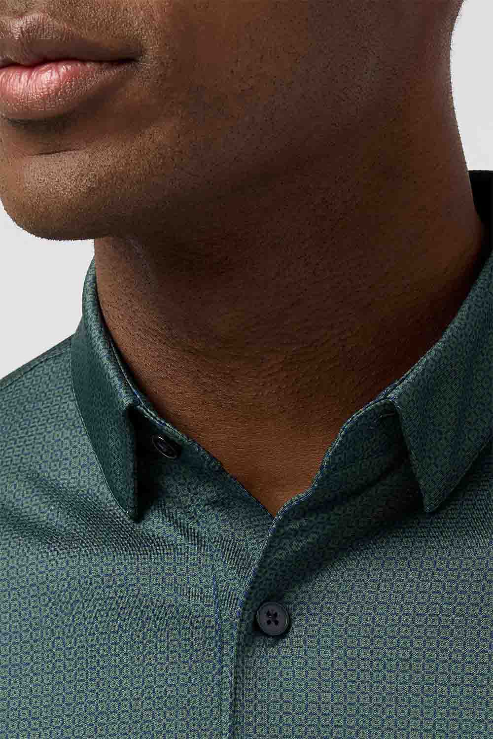 mizzen and main halyard polo pine block dot detail