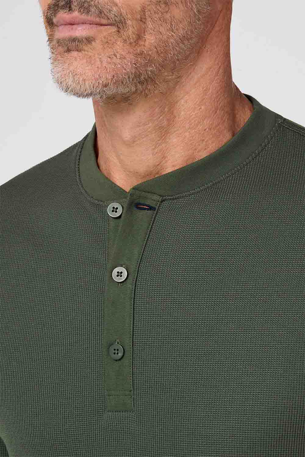mizzen and main henderson ls henley olive detail