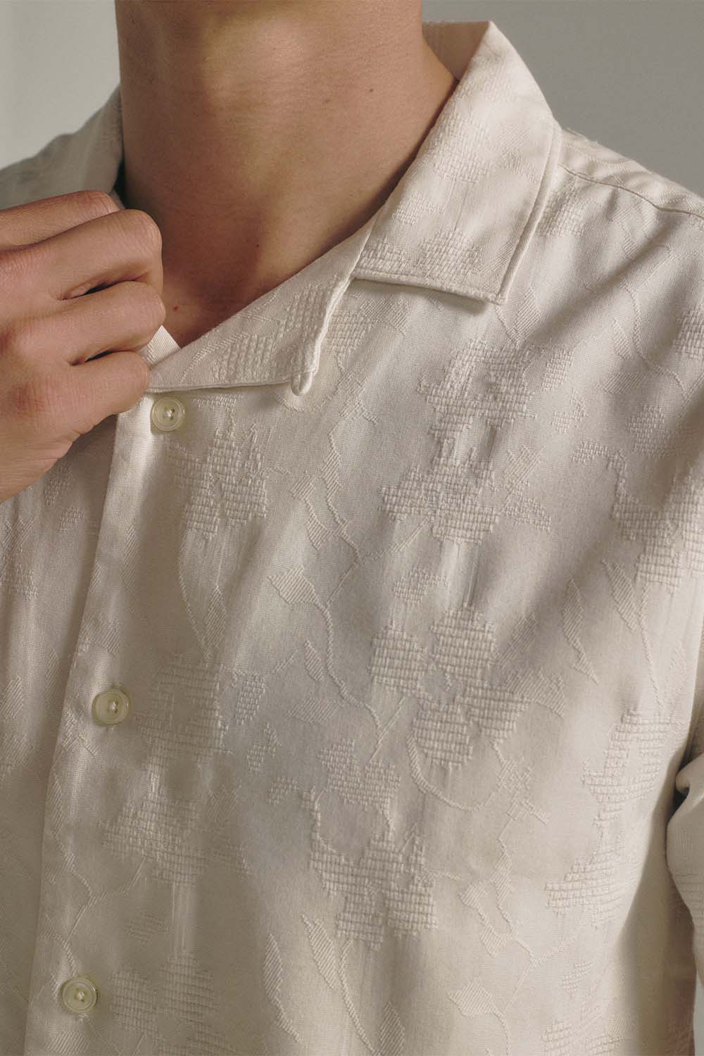 7 Diamonds - Caspian Camp Shirt - Natural - Detail