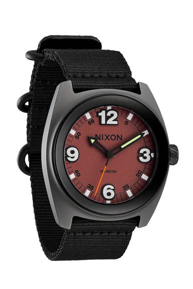 nixon clutch 42 matte gunmetal hot sauce profile