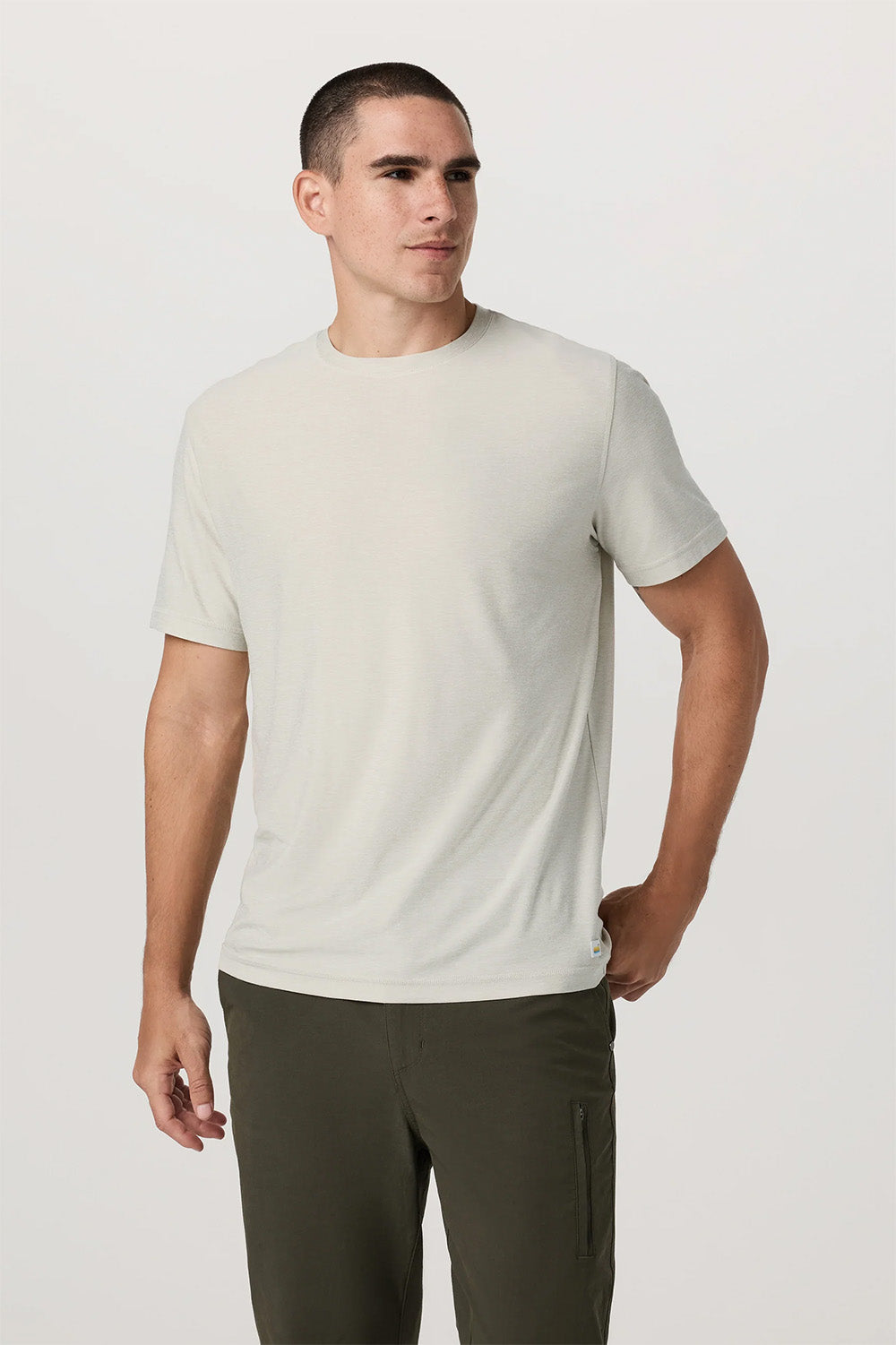 Vuori - STRATO TECH TEE - Mushroom Heather - Front