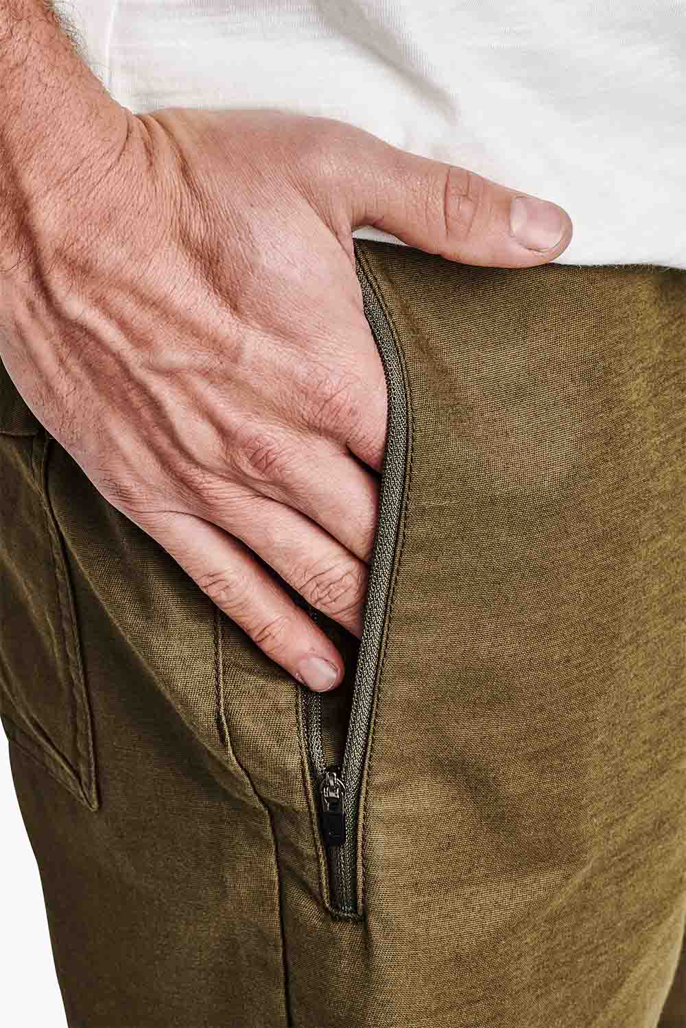 Roark - Layover 2.0 Short - Military - Pocket