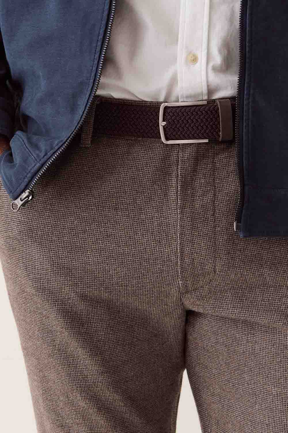 Marine Layer Saturday Houndstooth Chino in Dark Taupe — Detail waist view