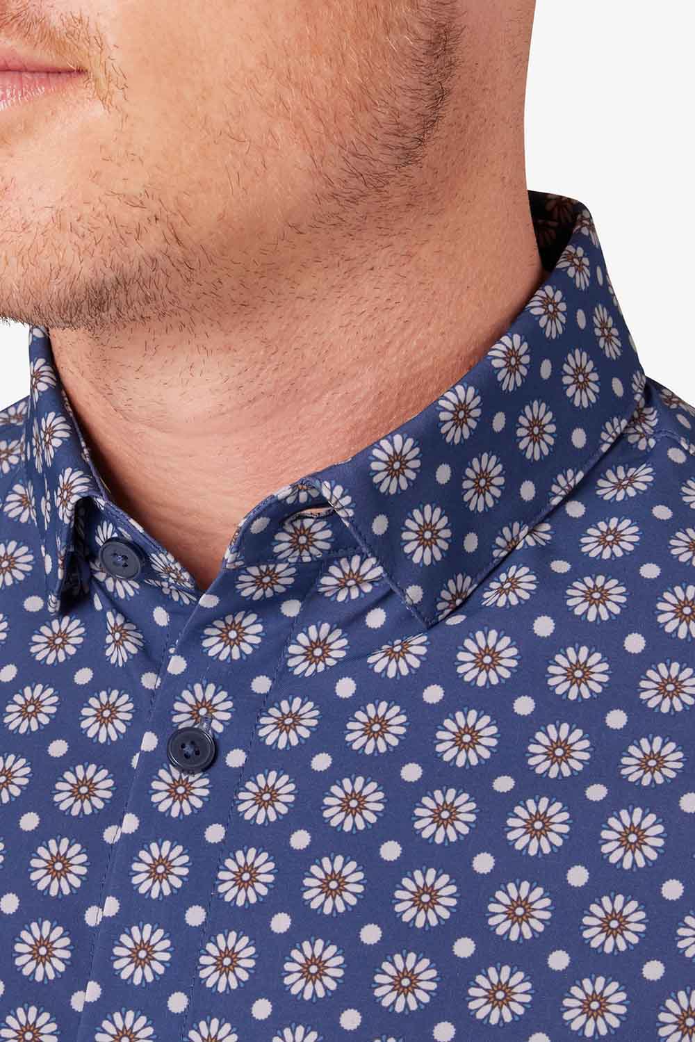 Mizzen + Main - Leeward SS - White Blooming Floral - Detail