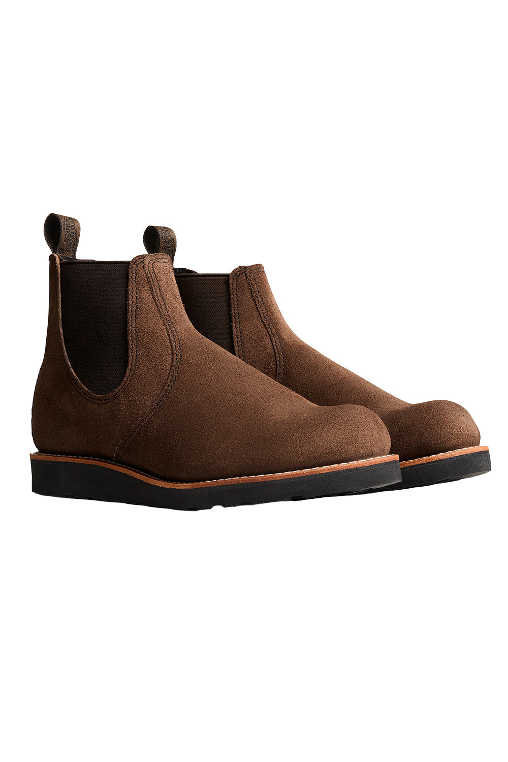 Red Wing Classic Chelsea in Chocolate Muleskinner — Side view